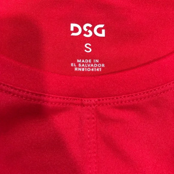 NWOT Pink Twist Front Slightly Cropped Tank - Picture 9 of 10